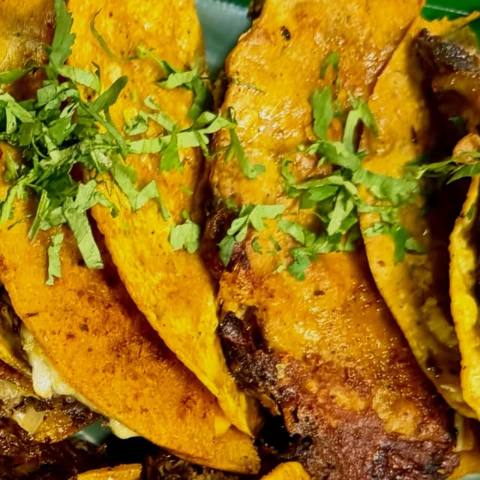 Tacos dorados